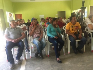 EL PRIMER DIRECTOR DE INDOCAFE REALIZA ENCUENTRO CON PRODUCTORES DE LA DESCUBIERTA Y PROMETE FOMENTAR DESARROLLO SOSTENIBLE EN LA SIEMBRA DE CAFE