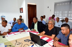 DIRECTOR INDOCAFE SE REUNE CON TECNICOS RESPONSABLE SATCAFE