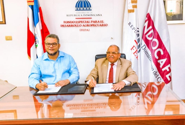 INDOCAFE de la mano de su director ejecutivo Leónidas Batista Díaz firma acuerdo de colaboración con el Fondo Especial para el Desarrollo Agropecuario (FEDA)
