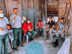 INDOCAFE sostiene encuentro con caficultores comunidad Colorado, Bonao